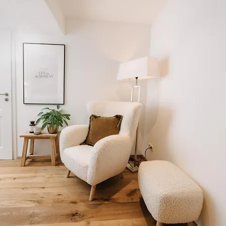 דירה Mika Hof Exklusive In Alleinlage Mit Terrasse & Weitblick *