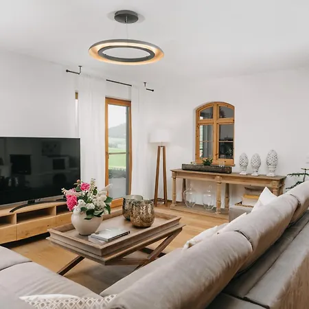 דירה Mika Hof Exklusive In Alleinlage Mit Terrasse & Weitblick *